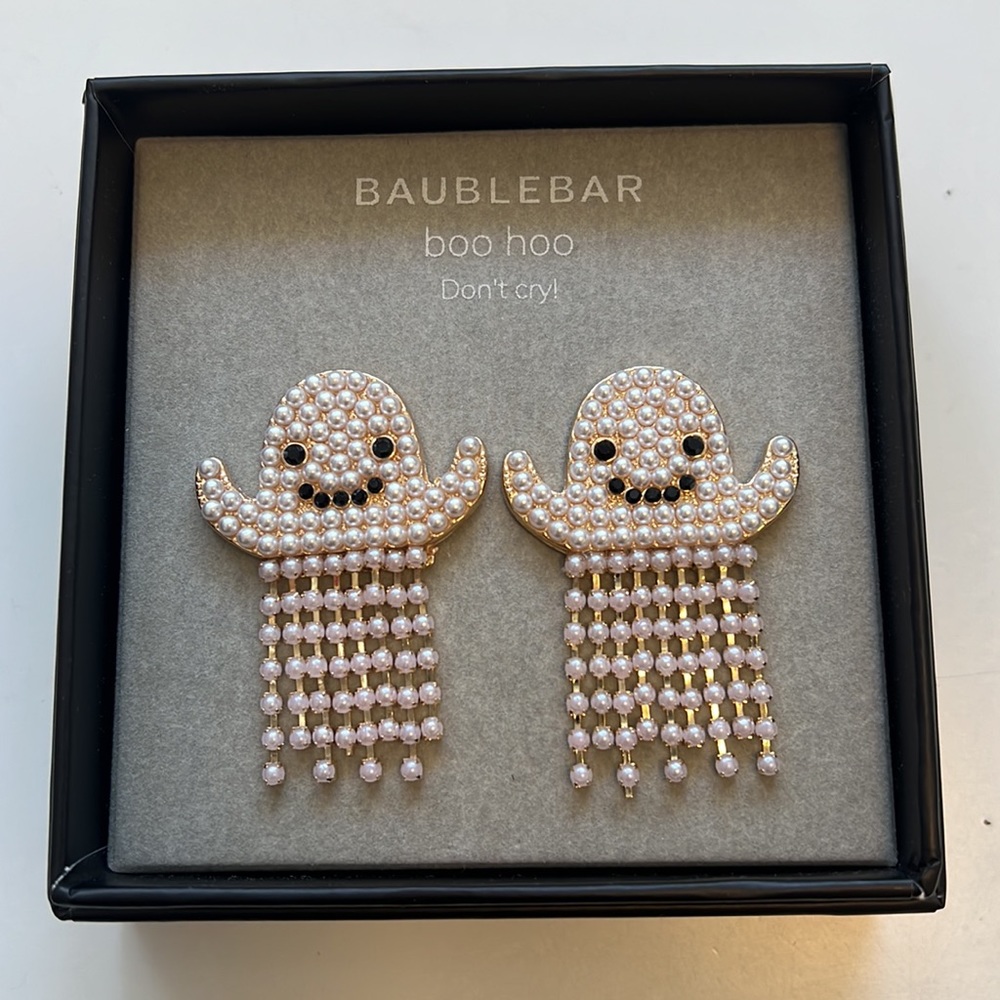 NIB BaubleBar boo hoo Don’t Cry!! Ghost earrings w/Pearl accents